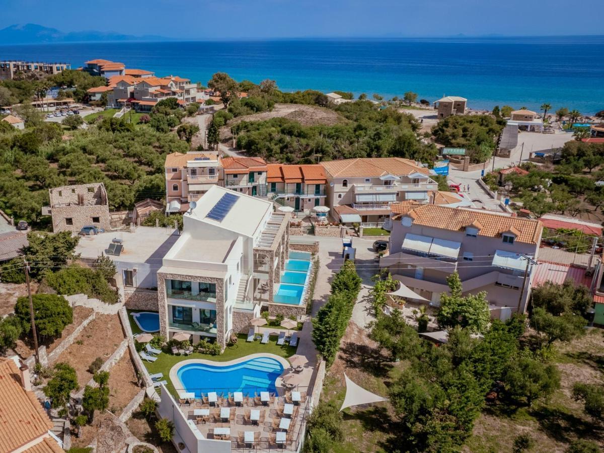 Lagoon Luxury Suites Vasilikos  Ngoại thất bức ảnh