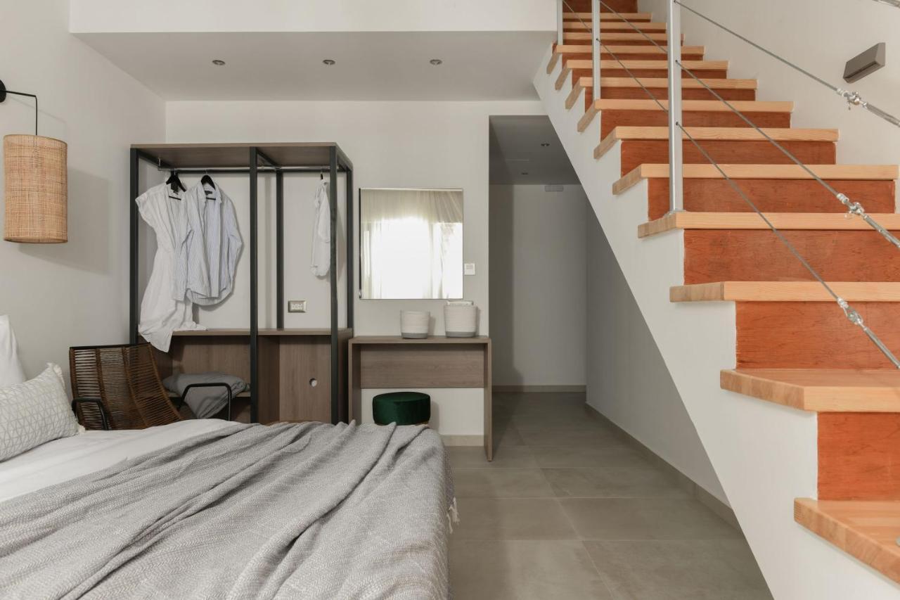 Lagoon Luxury Suites Vasilikos  Ngoại thất bức ảnh
