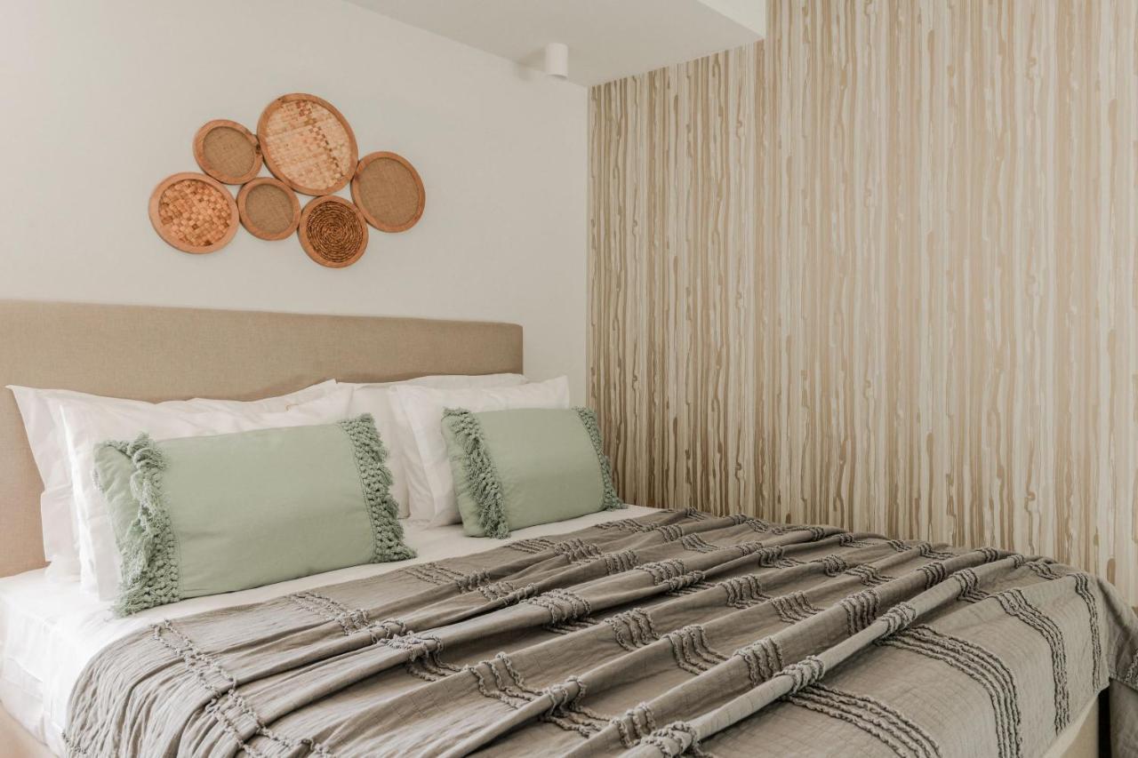 Lagoon Luxury Suites Vasilikos  Ngoại thất bức ảnh