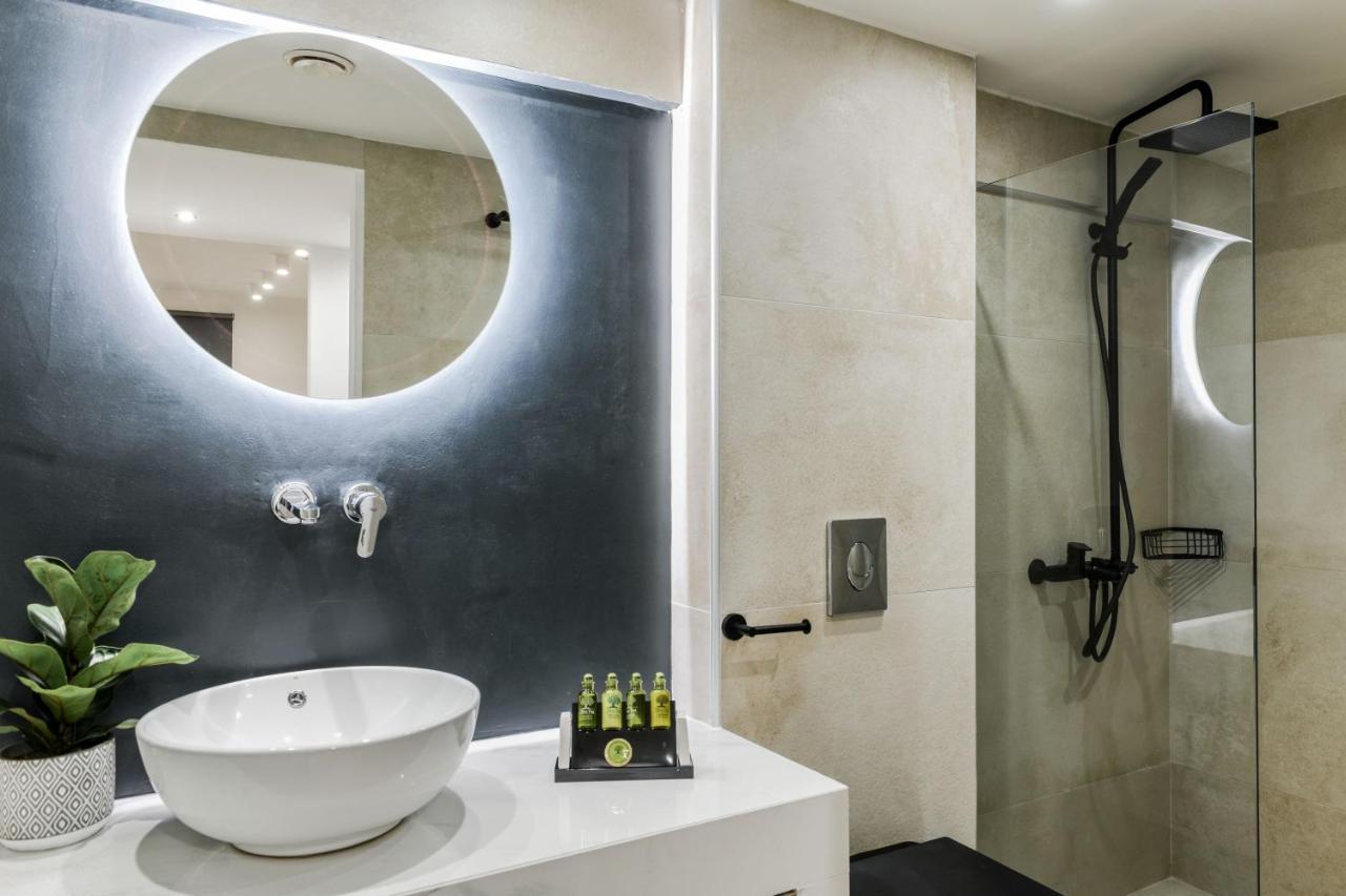 Lagoon Luxury Suites Vasilikos  Ngoại thất bức ảnh