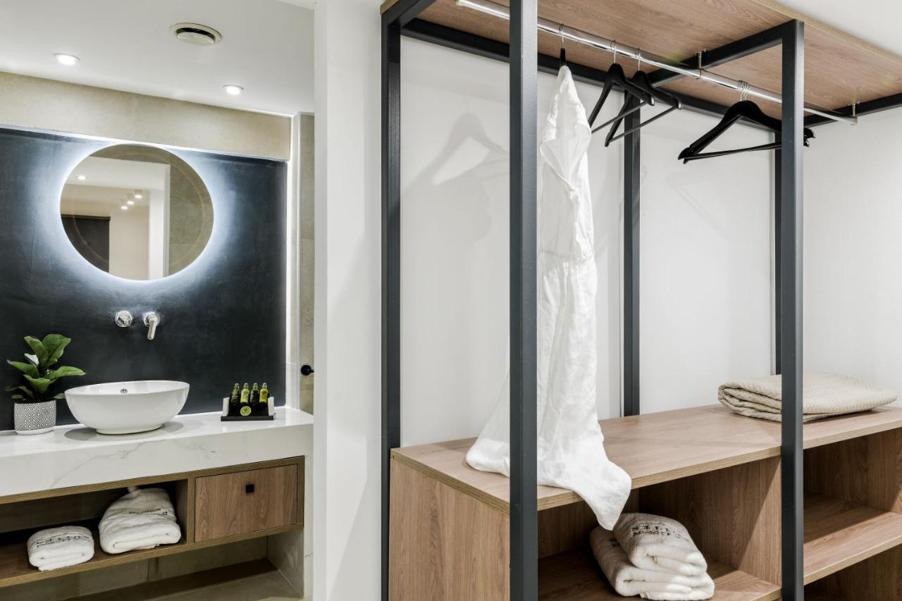Lagoon Luxury Suites Vasilikos  Ngoại thất bức ảnh